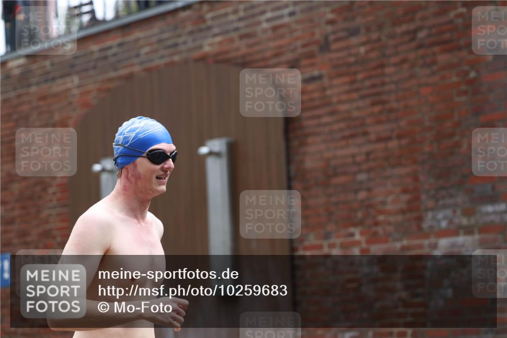 13.09.2026 - Stadtparktriathlon Mo-Foto http://msf.ph/oto/10259683 13.09.2026 12:00:04 Schwimmen 978 meine-sportfotos.de