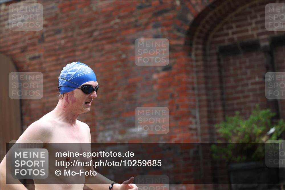 13.09.2026 - Stadtparktriathlon Mo-Foto http://msf.ph/oto/10259685 13.09.2026 12:00:05 Schwimmen 978 meine-sportfotos.de