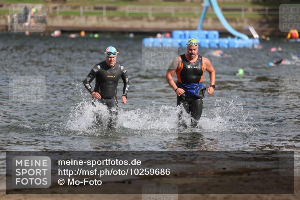 13.09.2026 - Stadtparktriathlon Mo-Foto http://msf.ph/oto/10259686 13.09.2026 11:30:01 Schwimmen 918, 919 meine-sportfotos.de
