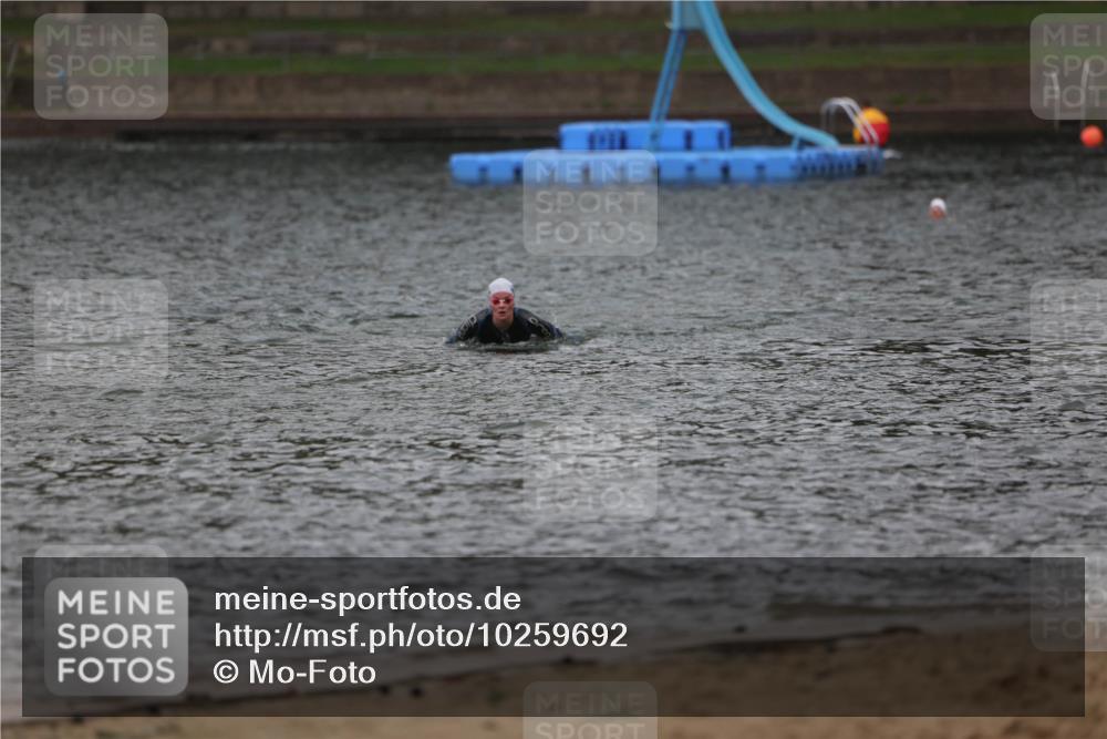 13.09.2026 - Stadtparktriathlon Mo-Foto http://msf.ph/oto/10259692 13.09.2026 12:08:25 Schwimmen 1187 meine-sportfotos.de
