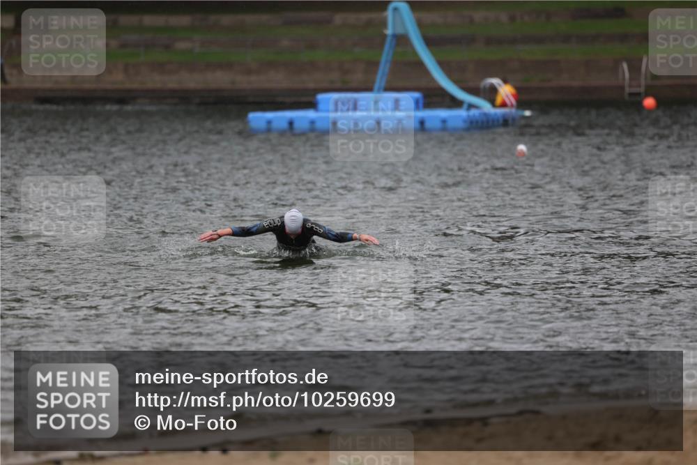 13.09.2026 - Stadtparktriathlon Mo-Foto http://msf.ph/oto/10259699 13.09.2026 12:08:28 Schwimmen 1187 meine-sportfotos.de