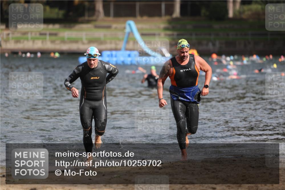 13.09.2026 - Stadtparktriathlon Mo-Foto http://msf.ph/oto/10259702 13.09.2026 11:30:04 Schwimmen 918, 919 meine-sportfotos.de