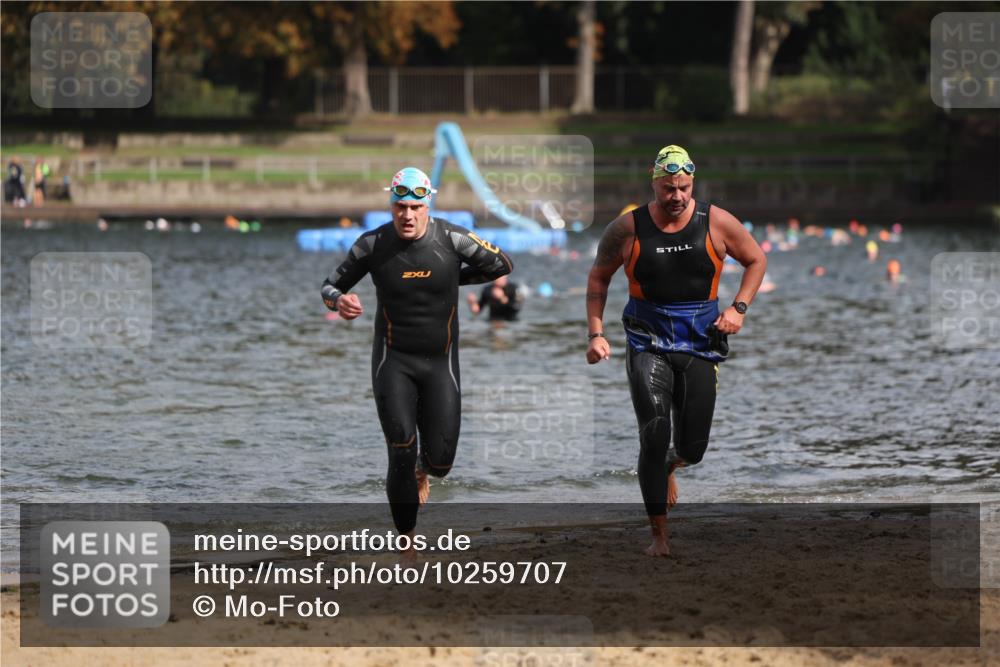 13.09.2026 - Stadtparktriathlon Mo-Foto http://msf.ph/oto/10259707 13.09.2026 11:30:04 Schwimmen 918, 919 meine-sportfotos.de
