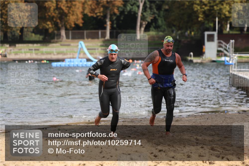 13.09.2026 - Stadtparktriathlon Mo-Foto http://msf.ph/oto/10259714 13.09.2026 11:30:05 Schwimmen 918, 919 meine-sportfotos.de