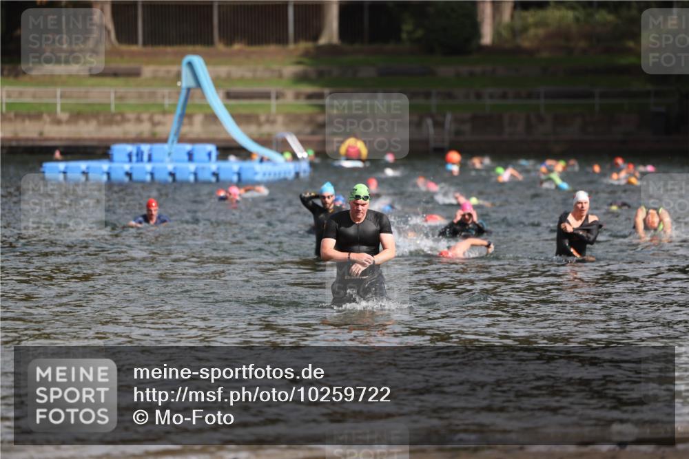13.09.2026 - Stadtparktriathlon Mo-Foto http://msf.ph/oto/10259722 13.09.2026 11:30:18 Schwimmen 897 meine-sportfotos.de