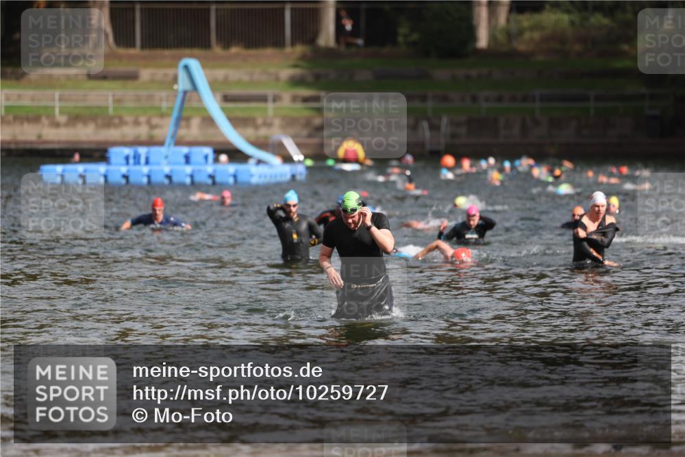 13.09.2026 - Stadtparktriathlon Mo-Foto http://msf.ph/oto/10259727 13.09.2026 11:30:19 Schwimmen 897 meine-sportfotos.de