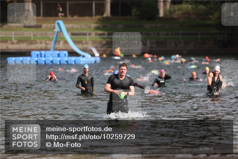 13.09.2026 - Stadtparktriathlon Mo-Foto http://msf.ph/oto/10259729 13.09.2026 11:30:21 Schwimmen 897 meine-sportfotos.de