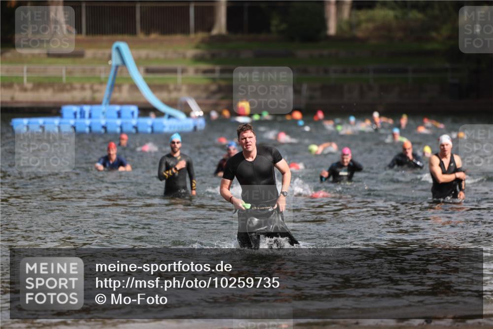 13.09.2026 - Stadtparktriathlon Mo-Foto http://msf.ph/oto/10259735 13.09.2026 11:30:22 Schwimmen 897 meine-sportfotos.de