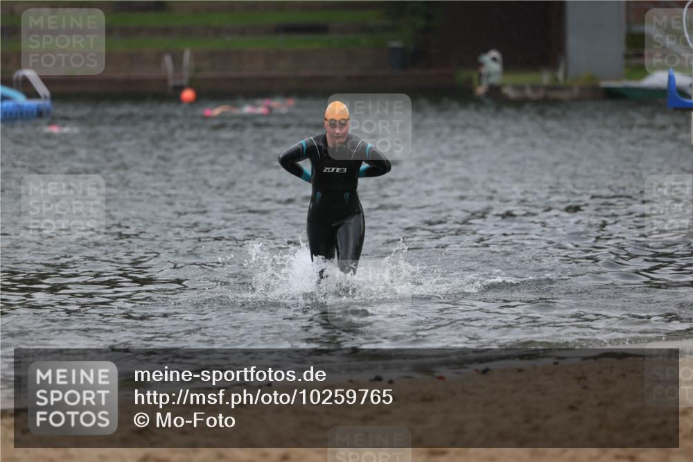 13.09.2026 - Stadtparktriathlon Mo-Foto http://msf.ph/oto/10259765 13.09.2026 12:09:42 Schwimmen 1121 meine-sportfotos.de