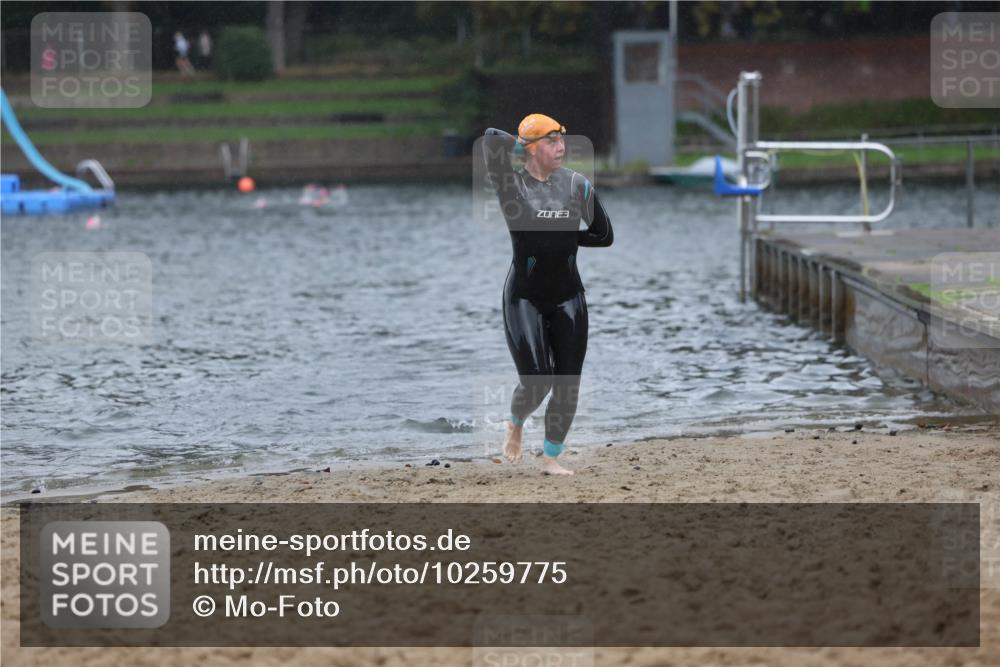 13.09.2026 - Stadtparktriathlon Mo-Foto http://msf.ph/oto/10259775 13.09.2026 12:09:46 Schwimmen 1121 meine-sportfotos.de
