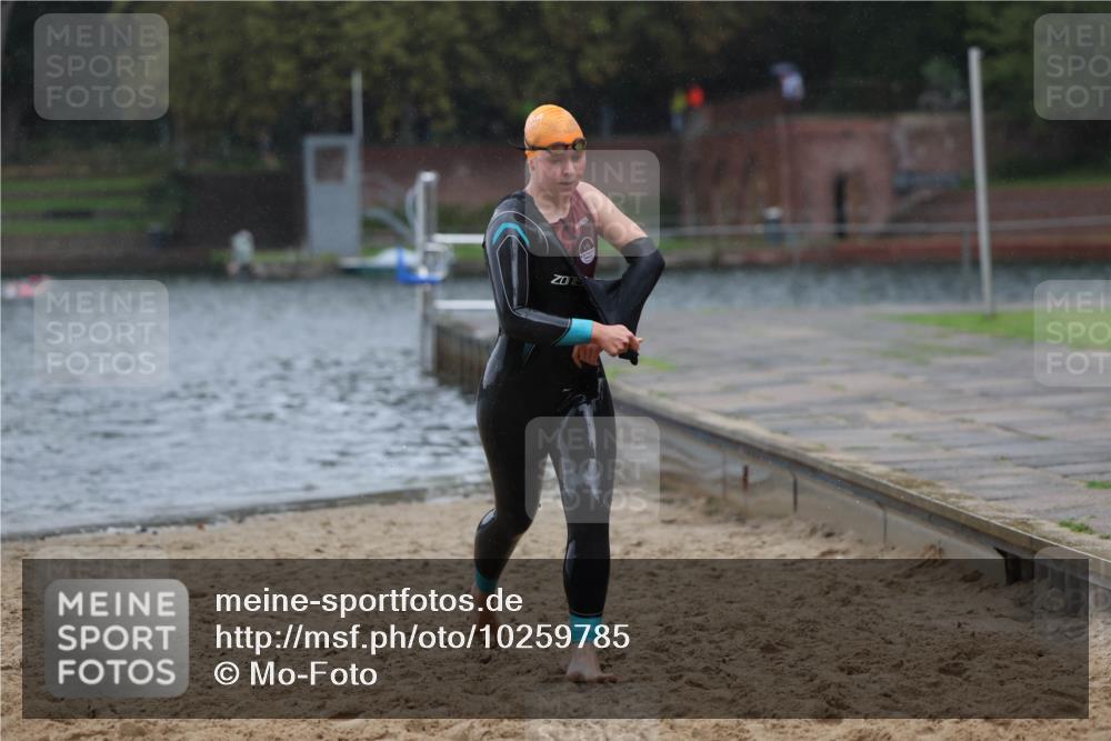 13.09.2026 - Stadtparktriathlon Mo-Foto http://msf.ph/oto/10259785 13.09.2026 12:09:48 Schwimmen 1121 meine-sportfotos.de