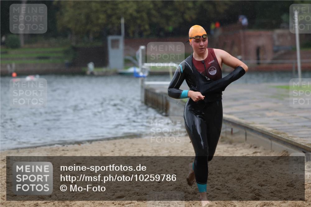 13.09.2026 - Stadtparktriathlon Mo-Foto http://msf.ph/oto/10259786 13.09.2026 12:09:49 Schwimmen 1121 meine-sportfotos.de