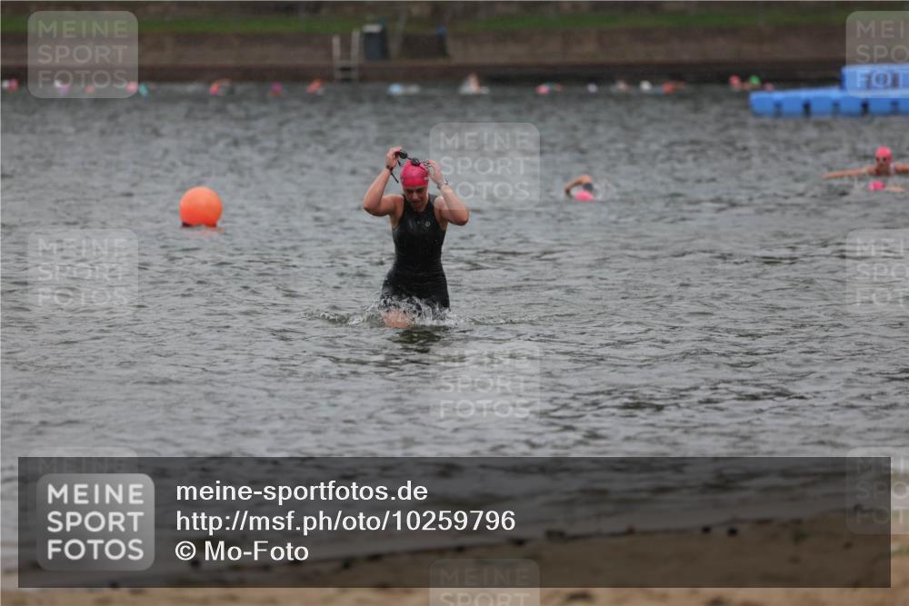 13.09.2026 - Stadtparktriathlon Mo-Foto http://msf.ph/oto/10259796 13.09.2026 12:10:32 Schwimmen 1141 meine-sportfotos.de