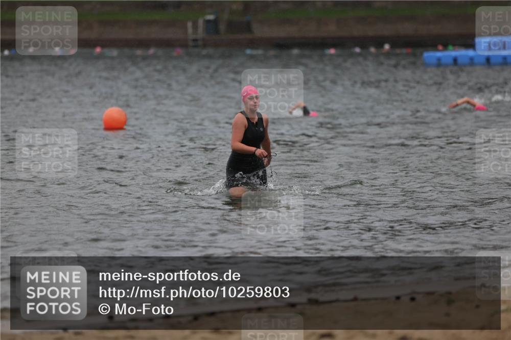 13.09.2026 - Stadtparktriathlon Mo-Foto http://msf.ph/oto/10259803 13.09.2026 12:10:34 Schwimmen 1141 meine-sportfotos.de