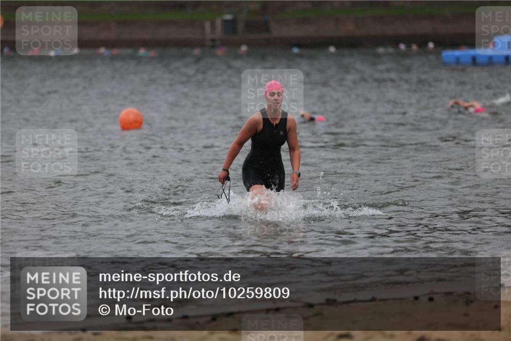 13.09.2026 - Stadtparktriathlon Mo-Foto http://msf.ph/oto/10259809 13.09.2026 12:10:36 Schwimmen 1141 meine-sportfotos.de