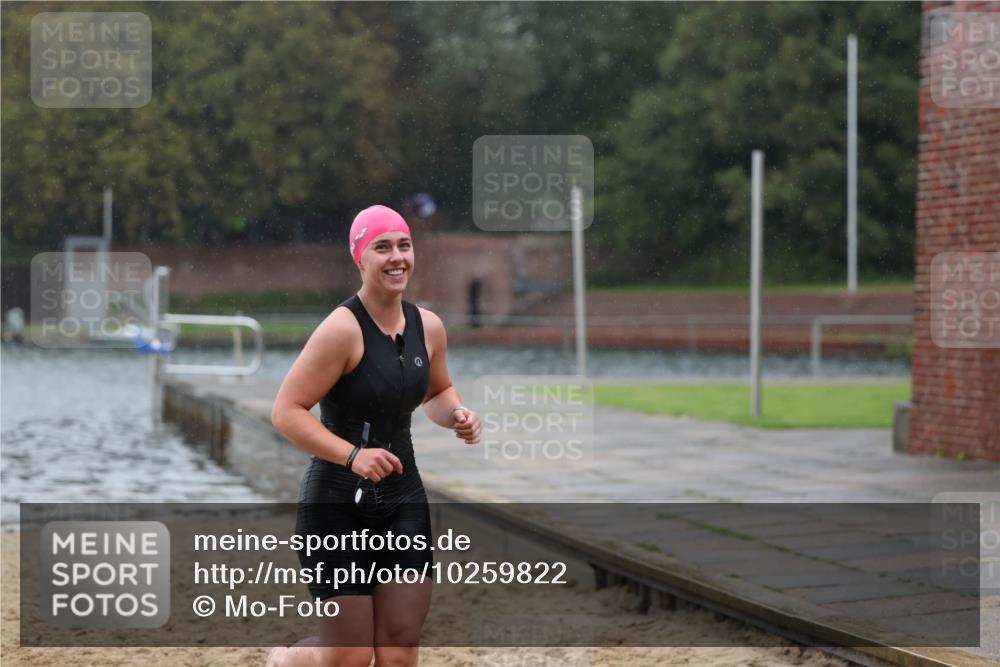 13.09.2026 - Stadtparktriathlon Mo-Foto http://msf.ph/oto/10259822 13.09.2026 12:10:43 Schwimmen 1141 meine-sportfotos.de
