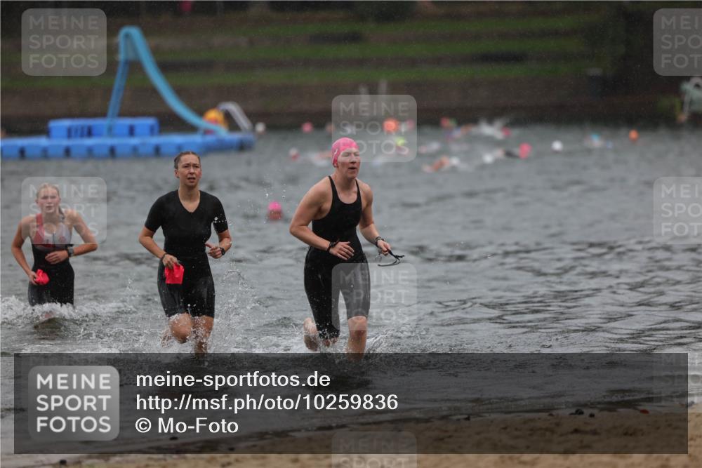 13.09.2026 - Stadtparktriathlon Mo-Foto http://msf.ph/oto/10259836 13.09.2026 12:10:56 Schwimmen 1104, 1139, 1150, 1186 meine-sportfotos.de