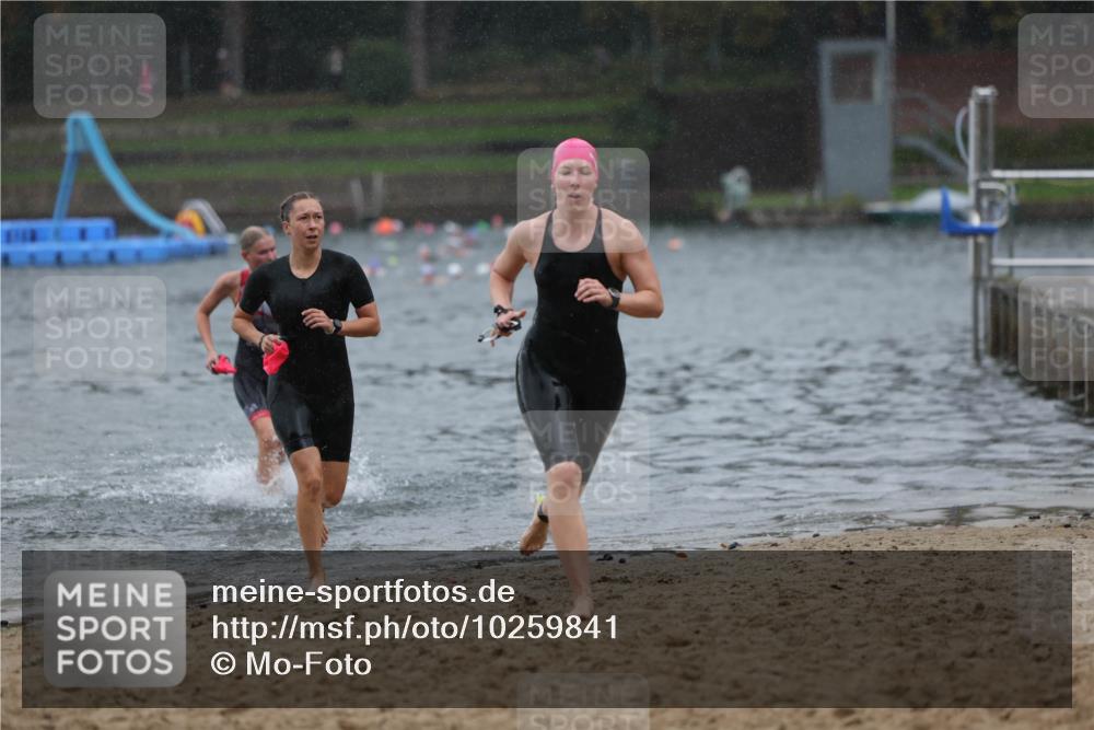 13.09.2026 - Stadtparktriathlon Mo-Foto http://msf.ph/oto/10259841 13.09.2026 12:10:58 Schwimmen 1104, 1139, 1150, 1186 meine-sportfotos.de