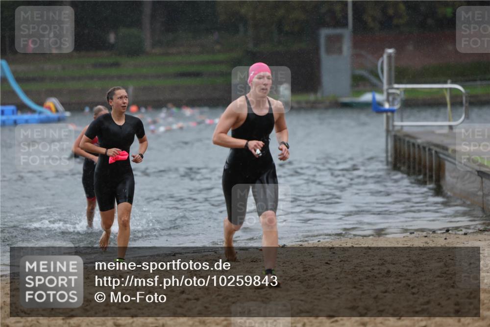 13.09.2026 - Stadtparktriathlon Mo-Foto http://msf.ph/oto/10259843 13.09.2026 12:10:59 Schwimmen 1104, 1139, 1150, 1186 meine-sportfotos.de