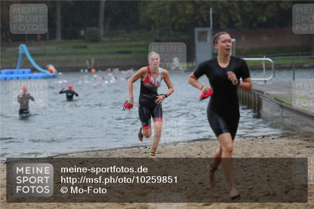 13.09.2026 - Stadtparktriathlon Mo-Foto http://msf.ph/oto/10259851 13.09.2026 12:11:01 Schwimmen 1104, 1139, 1150, 1186 meine-sportfotos.de