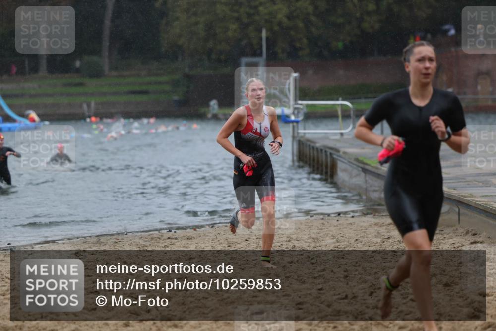 13.09.2026 - Stadtparktriathlon Mo-Foto http://msf.ph/oto/10259853 13.09.2026 12:11:01 Schwimmen 1104, 1139, 1150, 1186 meine-sportfotos.de