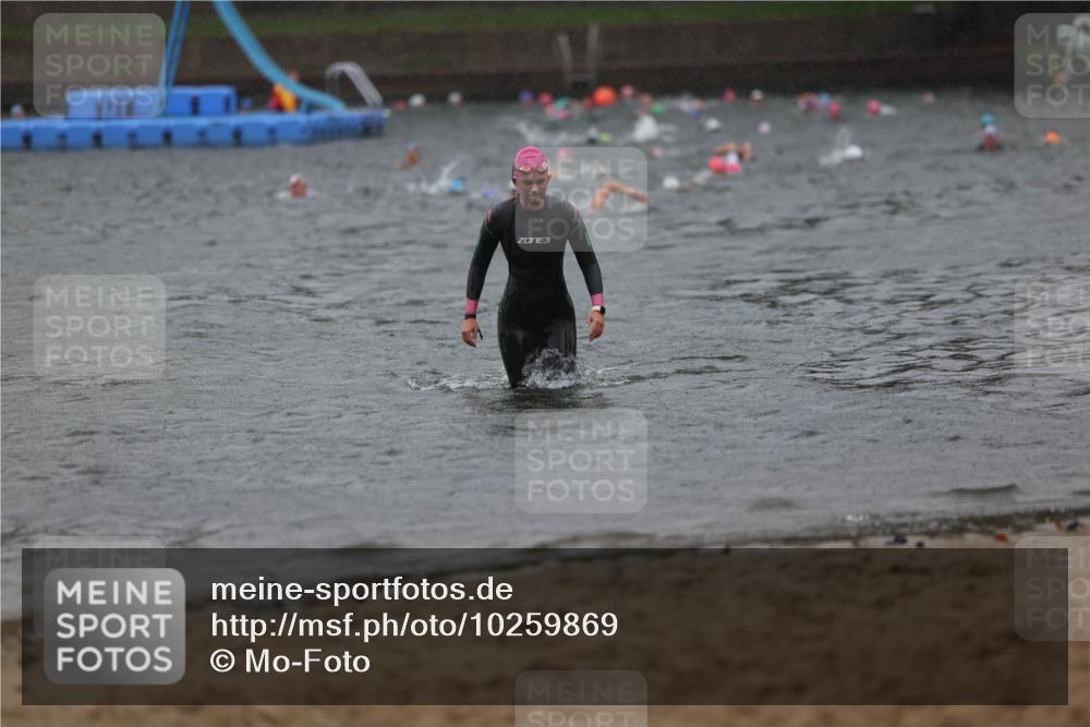 13.09.2026 - Stadtparktriathlon Mo-Foto http://msf.ph/oto/10259869 13.09.2026 12:11:15 Schwimmen  meine-sportfotos.de