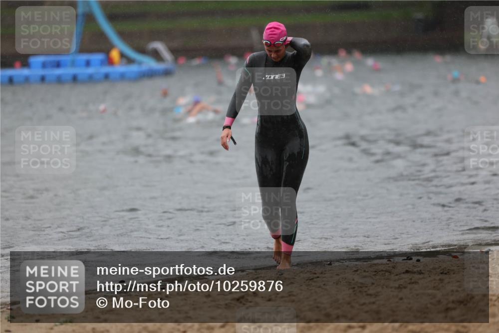 13.09.2026 - Stadtparktriathlon Mo-Foto http://msf.ph/oto/10259876 13.09.2026 12:11:22 Schwimmen 1112 meine-sportfotos.de