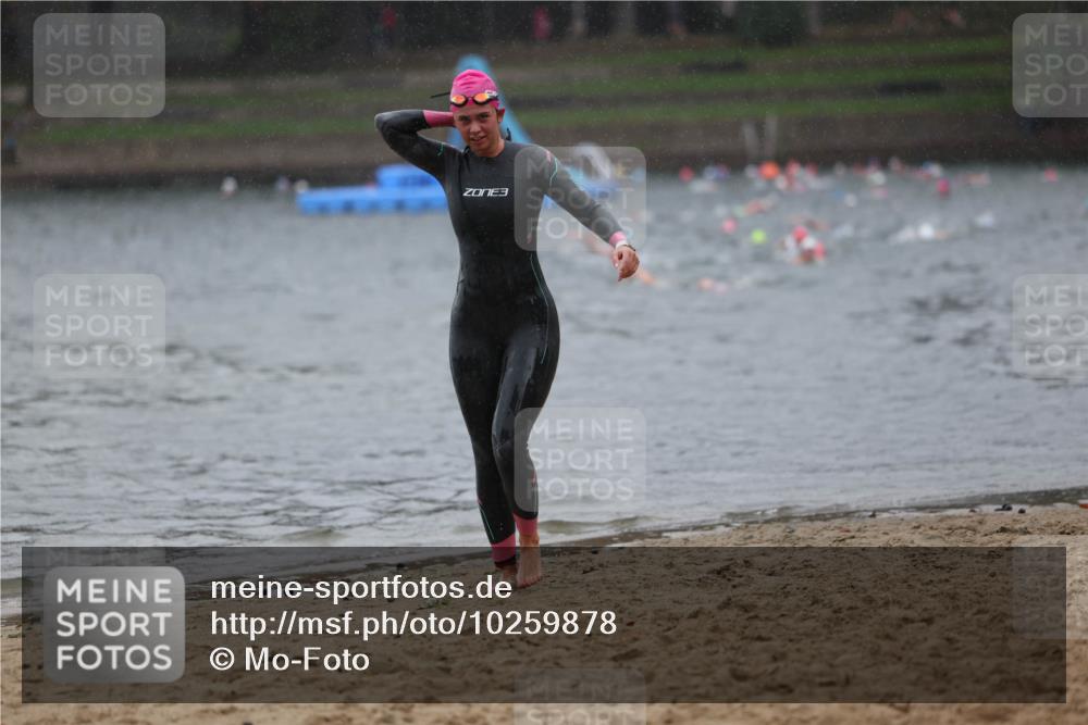 13.09.2026 - Stadtparktriathlon Mo-Foto http://msf.ph/oto/10259878 13.09.2026 12:11:24 Schwimmen 1112 meine-sportfotos.de