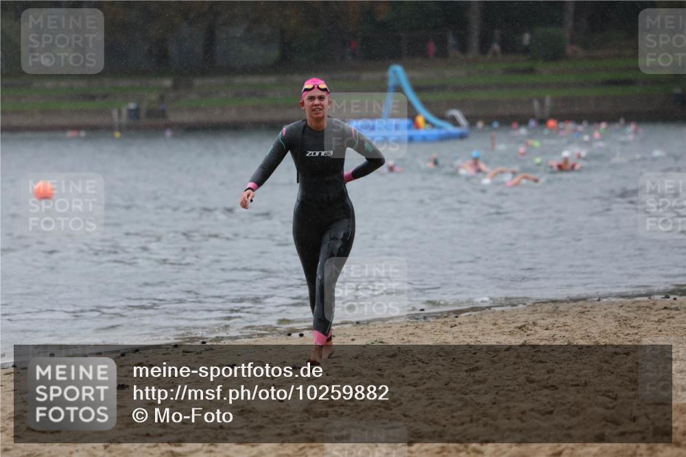 13.09.2026 - Stadtparktriathlon Mo-Foto http://msf.ph/oto/10259882 13.09.2026 12:11:26 Schwimmen 1112 meine-sportfotos.de
