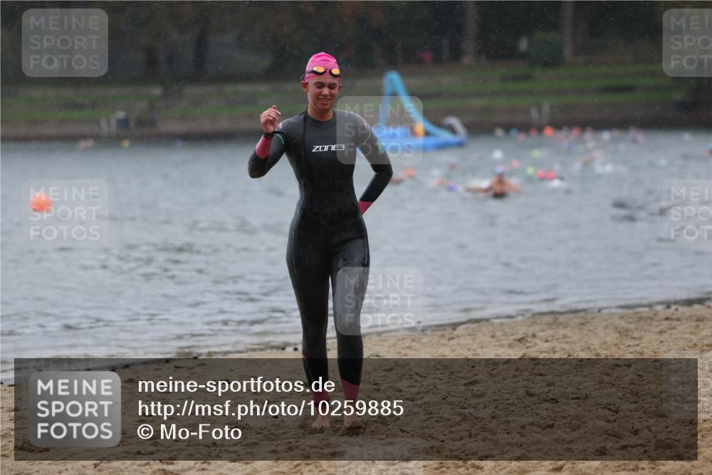13.09.2026 - Stadtparktriathlon Mo-Foto http://msf.ph/oto/10259885 13.09.2026 12:11:27 Schwimmen 1112 meine-sportfotos.de