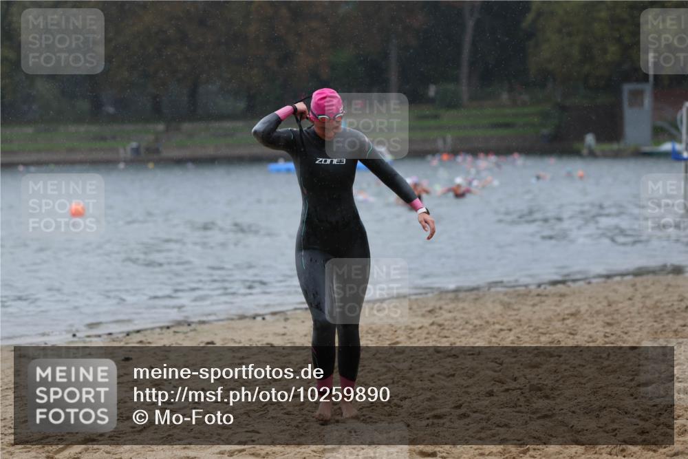 13.09.2026 - Stadtparktriathlon Mo-Foto http://msf.ph/oto/10259890 13.09.2026 12:11:29 Schwimmen 1112 meine-sportfotos.de