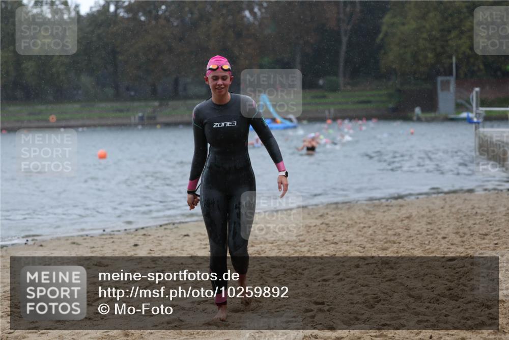 13.09.2026 - Stadtparktriathlon Mo-Foto http://msf.ph/oto/10259892 13.09.2026 12:11:30 Schwimmen 1112 meine-sportfotos.de