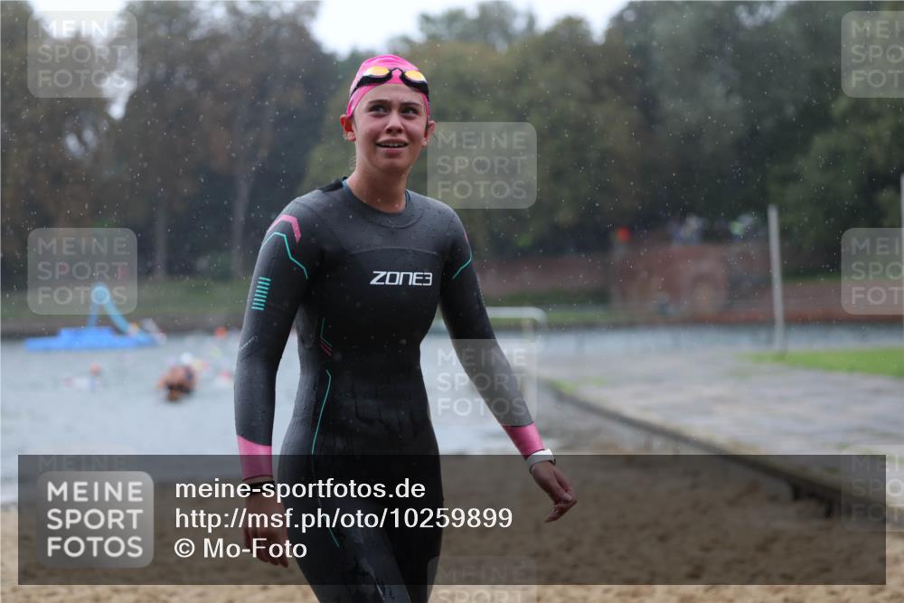 13.09.2026 - Stadtparktriathlon Mo-Foto http://msf.ph/oto/10259899 13.09.2026 12:11:33 Schwimmen 1096, 1112 meine-sportfotos.de