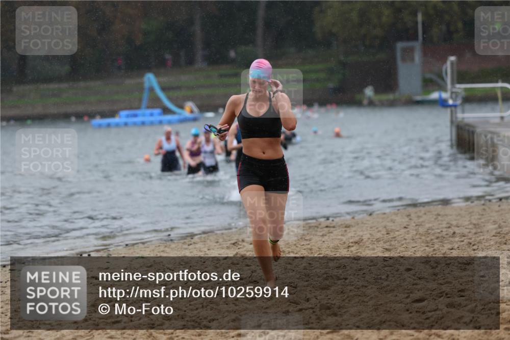 13.09.2026 - Stadtparktriathlon Mo-Foto http://msf.ph/oto/10259914 13.09.2026 12:11:45 Schwimmen 1085, 1096, 1124, 1131, 1166 meine-sportfotos.de