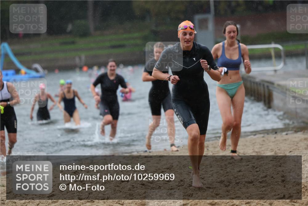 13.09.2026 - Stadtparktriathlon Mo-Foto http://msf.ph/oto/10259969 13.09.2026 12:12:03 Schwimmen 1073, 1089, 1093, 1102, 1114, 1152, 1153, 1161, 1167, 1174, 1184 meine-sportfotos.de