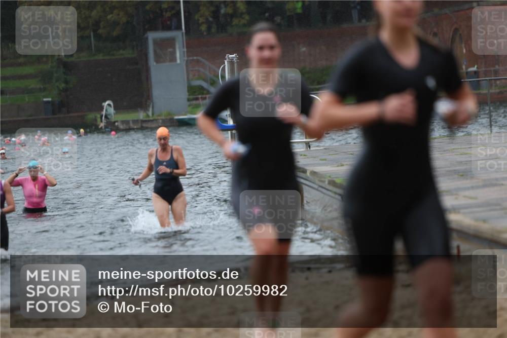 13.09.2026 - Stadtparktriathlon Mo-Foto http://msf.ph/oto/10259982 13.09.2026 12:12:07 Schwimmen 1073, 1089, 1099, 1102, 1152, 1153, 1167, 1174, 1184 meine-sportfotos.de