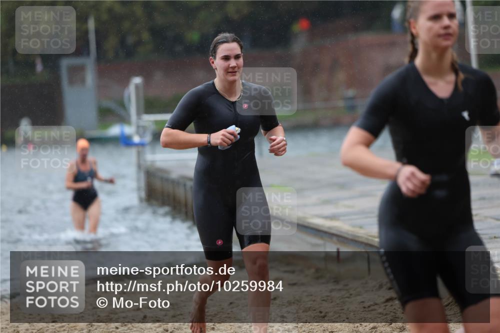 13.09.2026 - Stadtparktriathlon Mo-Foto http://msf.ph/oto/10259984 13.09.2026 12:12:07 Schwimmen 1073, 1089, 1099, 1102, 1152, 1153, 1167, 1174, 1184 meine-sportfotos.de
