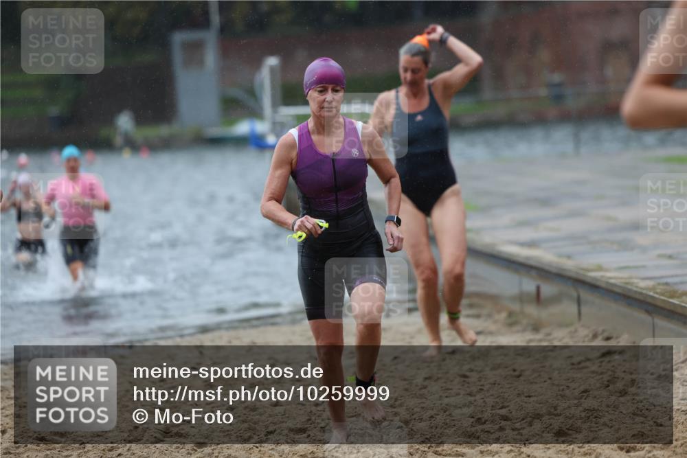 13.09.2026 - Stadtparktriathlon Mo-Foto http://msf.ph/oto/10259999 13.09.2026 12:12:14 Schwimmen 1073, 1099, 1102, 1145, 1153, 1159, 1164, 1167 meine-sportfotos.de