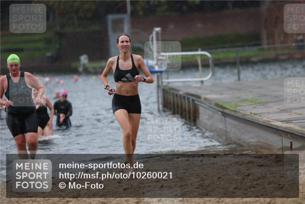13.09.2026 - Stadtparktriathlon Mo-Foto http://msf.ph/oto/10260021 13.09.2026 12:12:22 Schwimmen 1091, 1099, 1144, 1145, 1148, 1159, 1164 meine-sportfotos.de