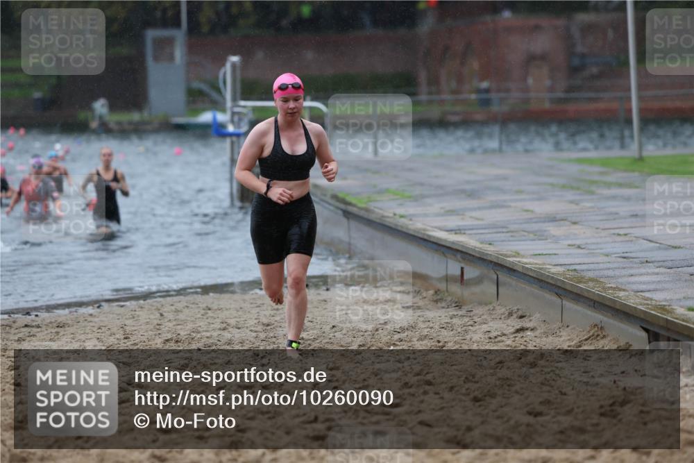 13.09.2026 - Stadtparktriathlon Mo-Foto http://msf.ph/oto/10260090 13.09.2026 12:12:44 Schwimmen 1084, 1106, 1173, 1178 meine-sportfotos.de