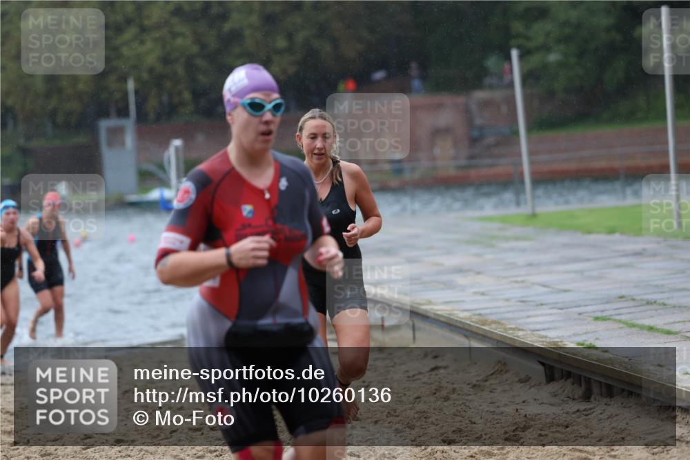 13.09.2026 - Stadtparktriathlon Mo-Foto http://msf.ph/oto/10260136 13.09.2026 12:13:03 Schwimmen 1100, 1111, 1123, 1127, 1128, 1132, 1135, 1138, 1147, 1158, 1163, 1169, 1181 meine-sportfotos.de