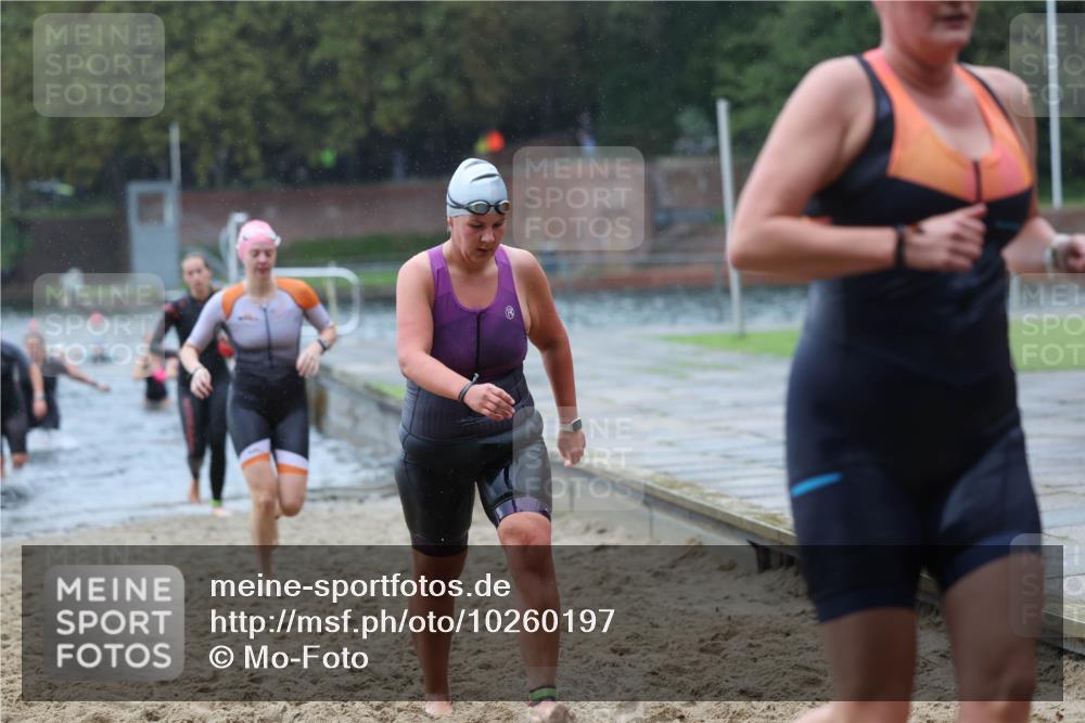 13.09.2026 - Stadtparktriathlon Mo-Foto http://msf.ph/oto/10260197 13.09.2026 12:13:23 Schwimmen 1072, 1075, 1077, 1080, 1088, 1090, 1098, 1118, 1129, 1134, 1156, 1176, 1177 meine-sportfotos.de