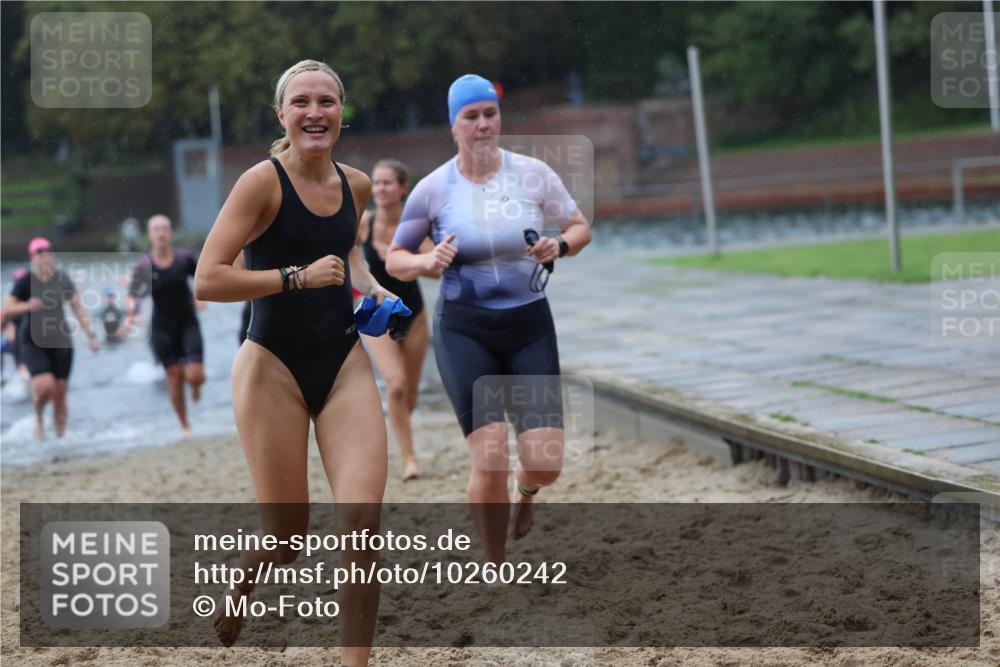 13.09.2026 - Stadtparktriathlon Mo-Foto http://msf.ph/oto/10260242 13.09.2026 12:13:37 Schwimmen 1069, 1075, 1077, 1087, 1088, 1090, 1101, 1105, 1109, 1118, 1120, 1149, 1156, 1157, 1179, 1242 meine-sportfotos.de