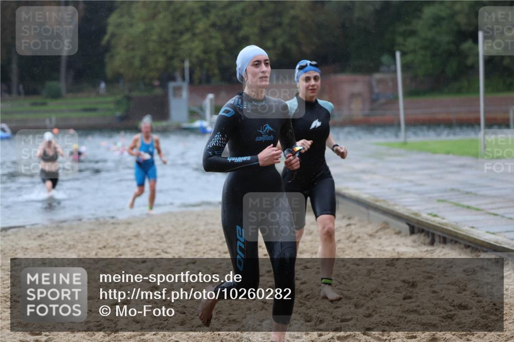 13.09.2026 - Stadtparktriathlon Mo-Foto http://msf.ph/oto/10260282 13.09.2026 12:13:53 Schwimmen 1076, 1081, 1094, 1133, 1157 meine-sportfotos.de