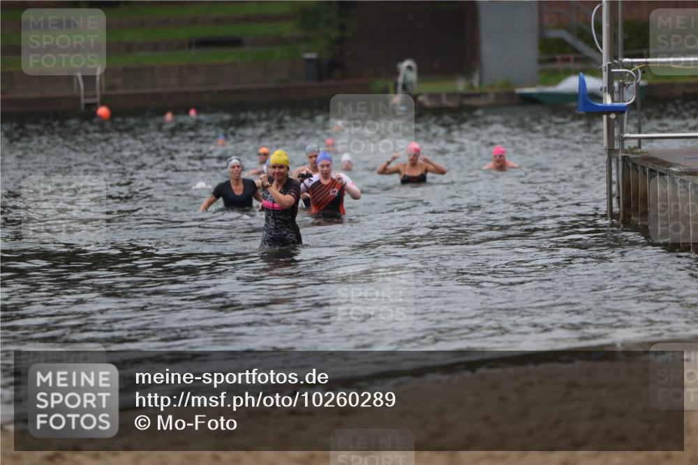 13.09.2026 - Stadtparktriathlon Mo-Foto http://msf.ph/oto/10260289 13.09.2026 12:14:03 Schwimmen 1076, 1094, 1108 meine-sportfotos.de