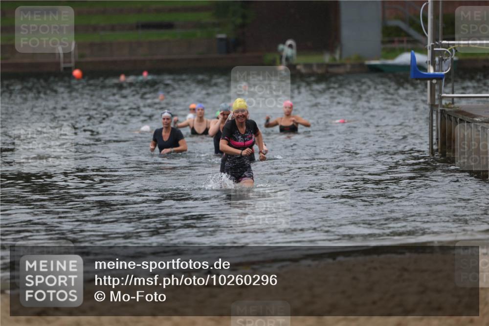 13.09.2026 - Stadtparktriathlon Mo-Foto http://msf.ph/oto/10260296 13.09.2026 12:14:06 Schwimmen 1108 meine-sportfotos.de
