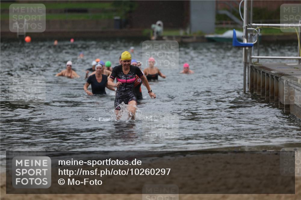 13.09.2026 - Stadtparktriathlon Mo-Foto http://msf.ph/oto/10260297 13.09.2026 12:14:08 Schwimmen 1108 meine-sportfotos.de