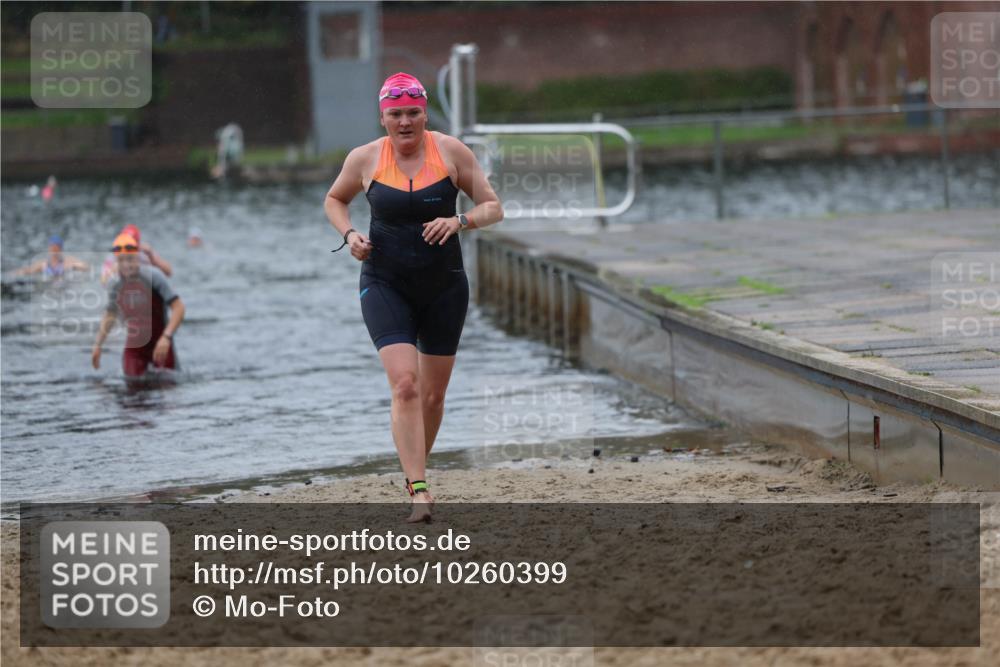 13.09.2026 - Stadtparktriathlon Mo-Foto http://msf.ph/oto/10260399 13.09.2026 12:14:43 Schwimmen 1113, 1116, 1119, 1160 meine-sportfotos.de