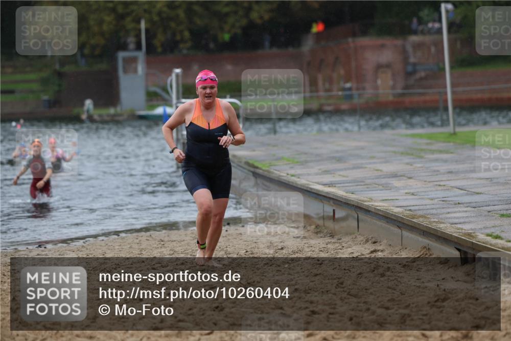 13.09.2026 - Stadtparktriathlon Mo-Foto http://msf.ph/oto/10260404 13.09.2026 12:14:44 Schwimmen 1116, 1119, 1160 meine-sportfotos.de