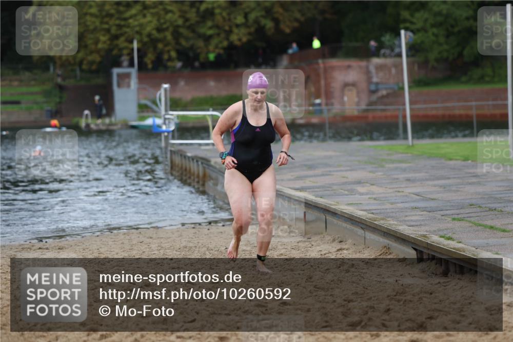13.09.2026 - Stadtparktriathlon Mo-Foto http://msf.ph/oto/10260592 13.09.2026 12:17:13 Schwimmen 1083, 1117 meine-sportfotos.de